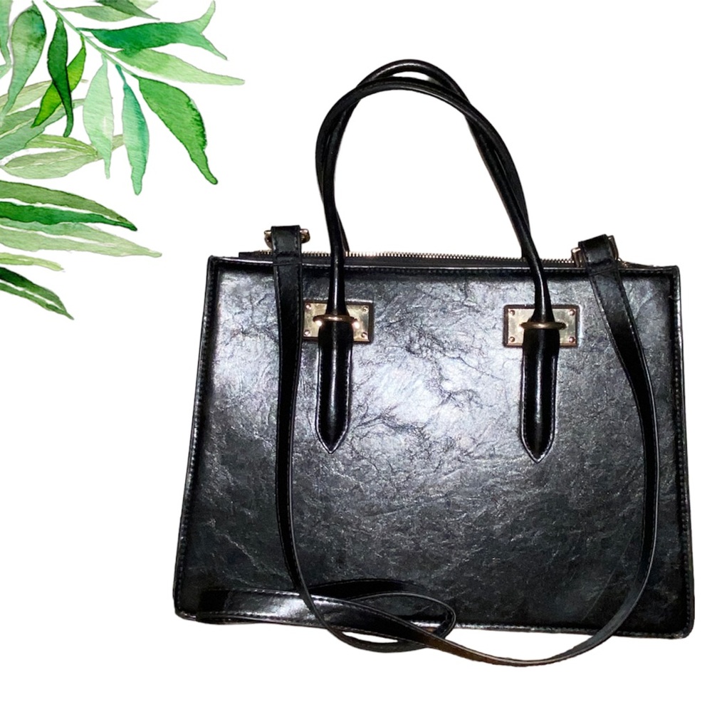 H&M crossbody Purse with Gold hardware